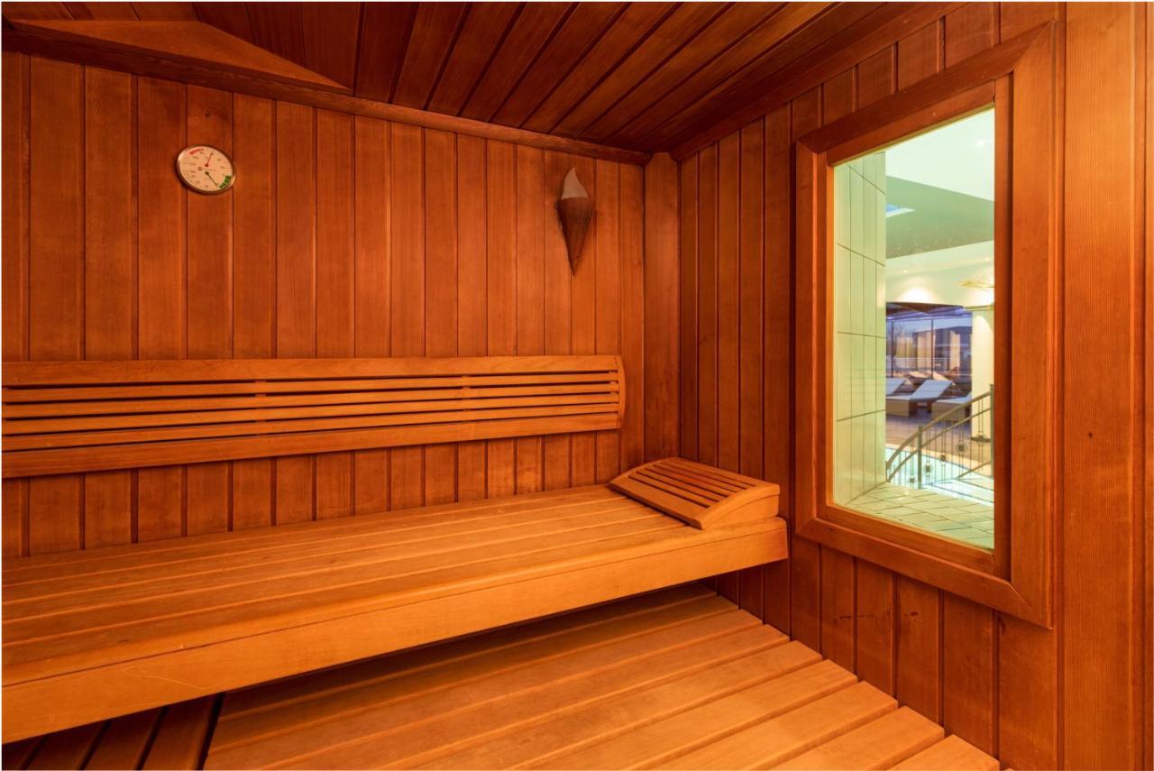 25H Spa-Residenz Best Sleep Privat Garden & Pools Neusiedl am See Extérieur photo
