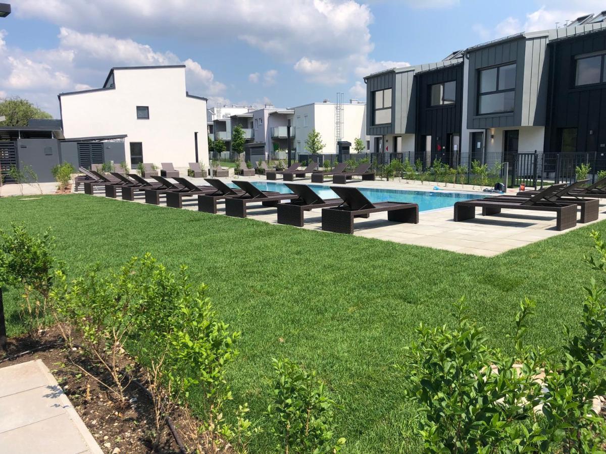 25H Spa-Residenz Best Sleep Privat Garden & Pools Neusiedl am See Extérieur photo